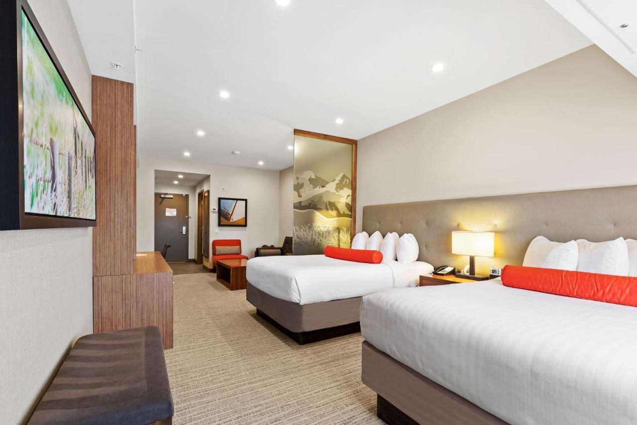 Mountain View Inn & Suites Sundre Екстериор снимка