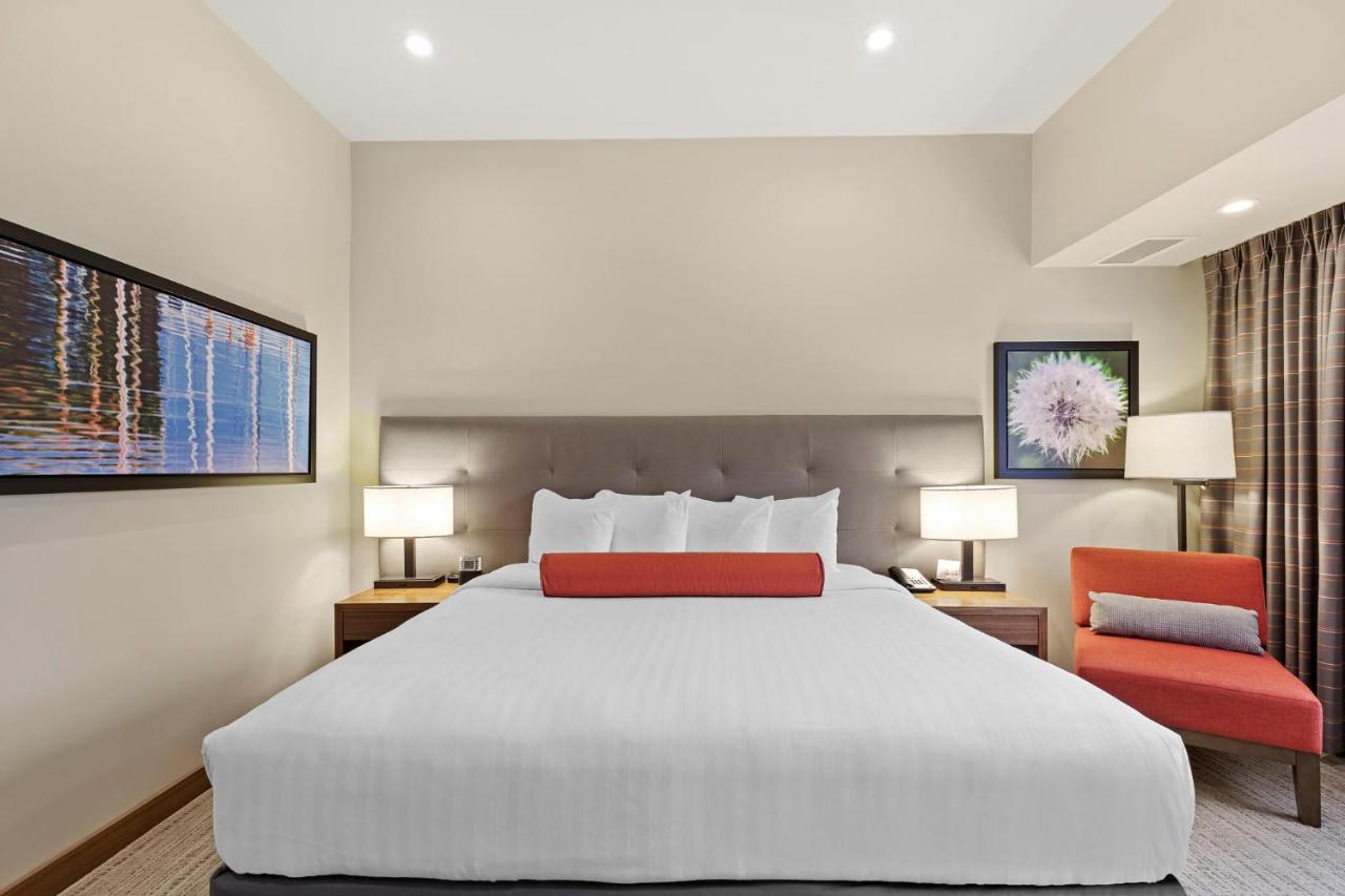 Mountain View Inn & Suites Sundre Екстериор снимка
