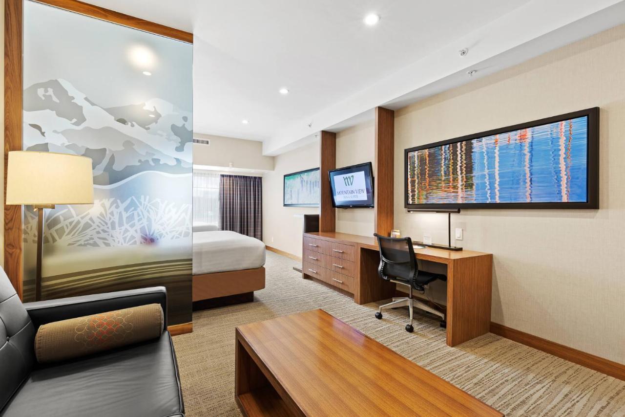 Mountain View Inn & Suites Sundre Екстериор снимка